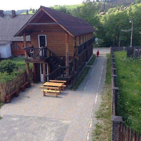 Хостел "Трутень" Vorokhta Bagian luar foto